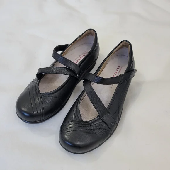 Aravon Shoes Aravon By New Balance Black Leather Mary Jane
